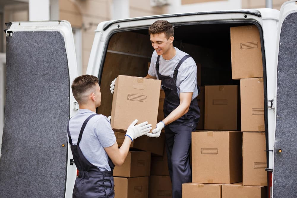 Move-In/Move-Out Cleaning image